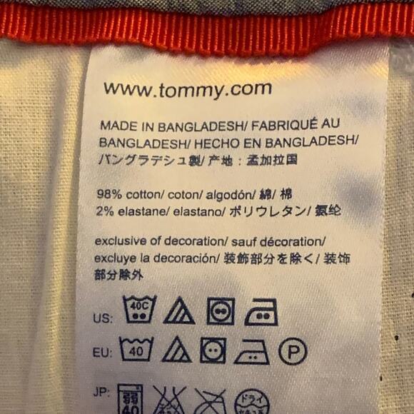 Tommy Hilfiger Women's 5 Inseam Shorts, Size 10, Blue White Stripe - Picture 4 of 9